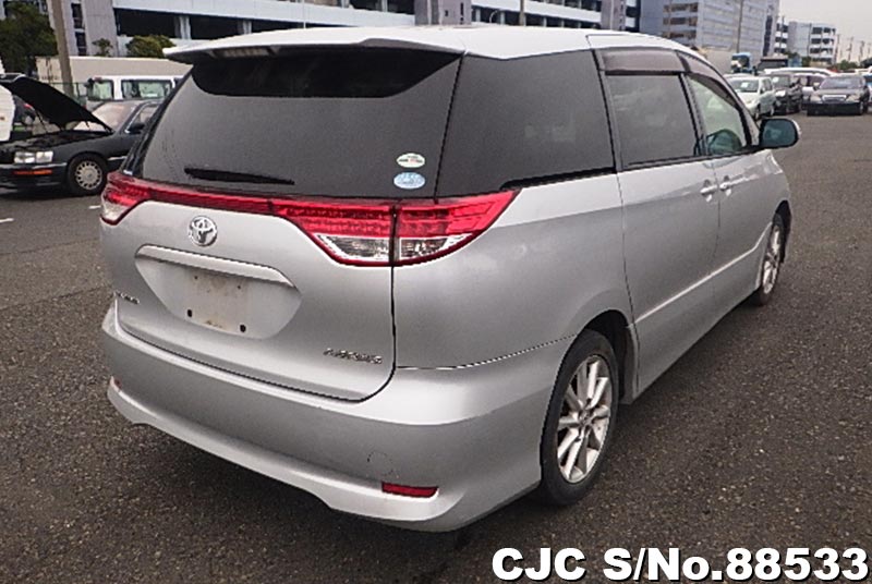 Toyota estima 2009